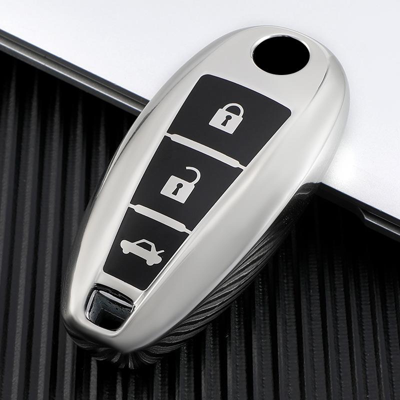 TPU Car Smart Key Cover Case Bag For Suzuki Baleno Ertiga Ciaz Ignis Kizashi Swift SX4 S-cross Vitars Protector Keychain