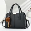 Women's Simple Handbag 2026 New Casual and Practical Large-capacity Shoulder Commuter Bag