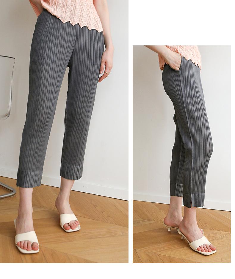 Miyake Women's Summer Pleated Cropped Pants: Trendy Loose-Fit Straight-Leg Style