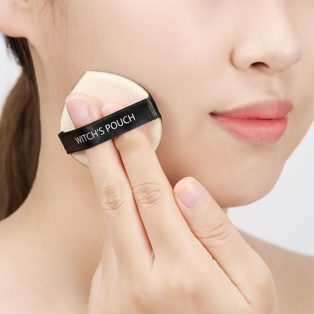 Witch's Pouch erum BB Cushion Foundation SPF38 PA++ (21 Light Beige) - Serum BB Cushion Foundation that conceals pores and provides sun protection.