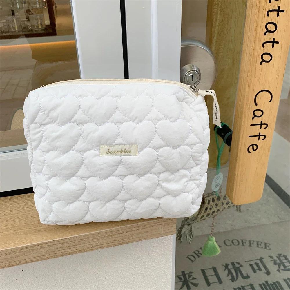 Sweet Flower Women's Quilting Cosmetic Bag Large Capacity Ladies Love Makeup Case Female Travel Storage Bags Clutch Handbags