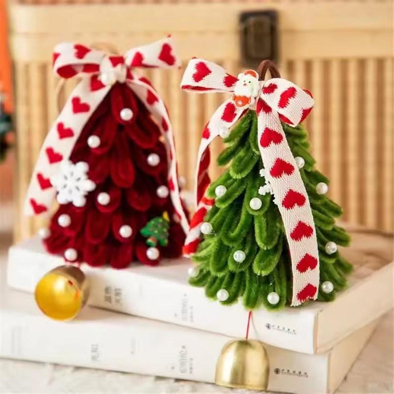 Handmade DIY Christmas Tree Ornament Kit Plush Felt Craft Material with Festive Bells Heart Bows for Xmas Gift Decoration Jewelr
