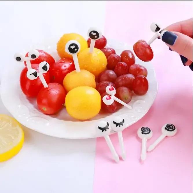 

Novelty Plastic Cartoon Animals Ants Cats Musical Note Shape Food Fruit Fork Picks Set For Party Cake Dessert Bento Accessories