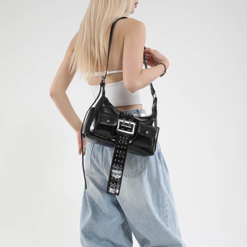 Niche design handbag rivet shoulder underarm bag women's 2025 new high-end commuter tote bag