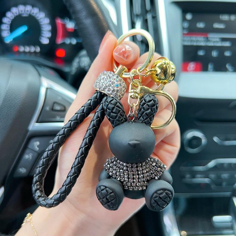 Cute Cartoon Diamond Studded Rabbit Car Keychain, Fashionable Woven Rope Keychain, Couple Bag Pendant Small Gift