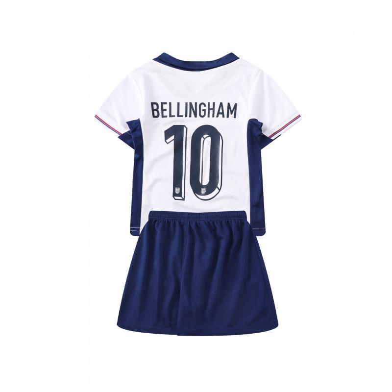 

2 Real Madrid Riyadro jersey 252 Barcelona Manchester City C Ronaldo children s football jersey set jersey size 16 (95-105 cm)