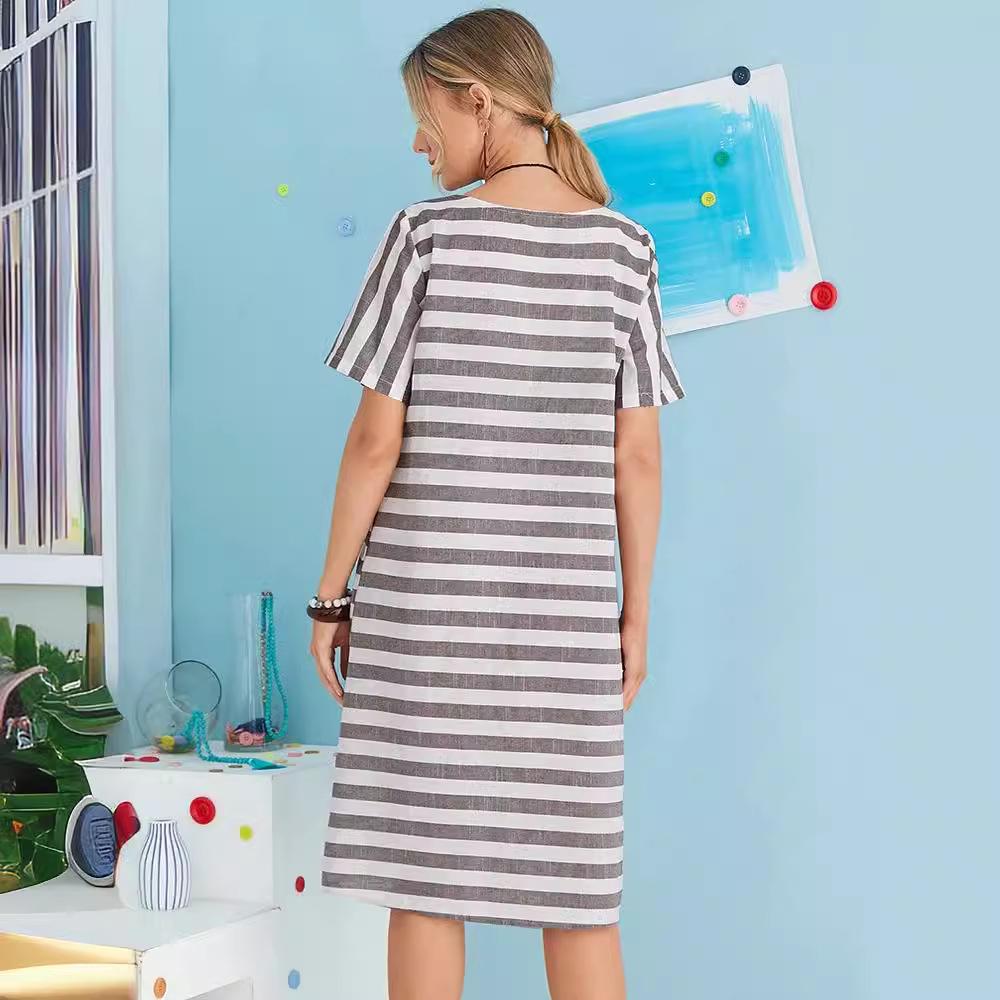 2023 Hot Style Striped Round Neck Short Sleeve Loose Plus Size Women's Dress