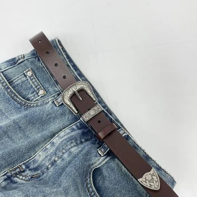 PU Leather Belt Vintage Carved Metal Buckle Design Belt for Men Women Hip Hop Style Fashion Accessories Suitable for Jeans Belt