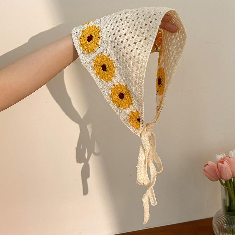 Knitted Crochet Headscarf French Pastoral Triangle Headband Handmade Soft Hair Wrapper for Beach Picnic Holiday Boho Fashion