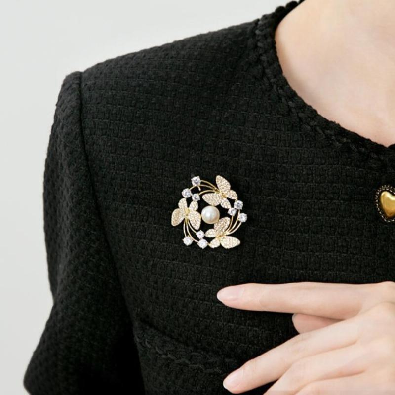 Fashion Flower Brooch Rhinestone Decoration Vintage Rhinestone Brooch Backpack Brooch Gift