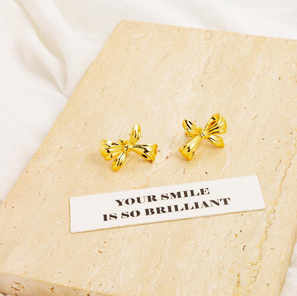 Srebrne i złote kolczyki sztyfty z kokardką o lekkim luksusowym eleganckim designie - Prosty i wszechstronny otwarty pierścionek.