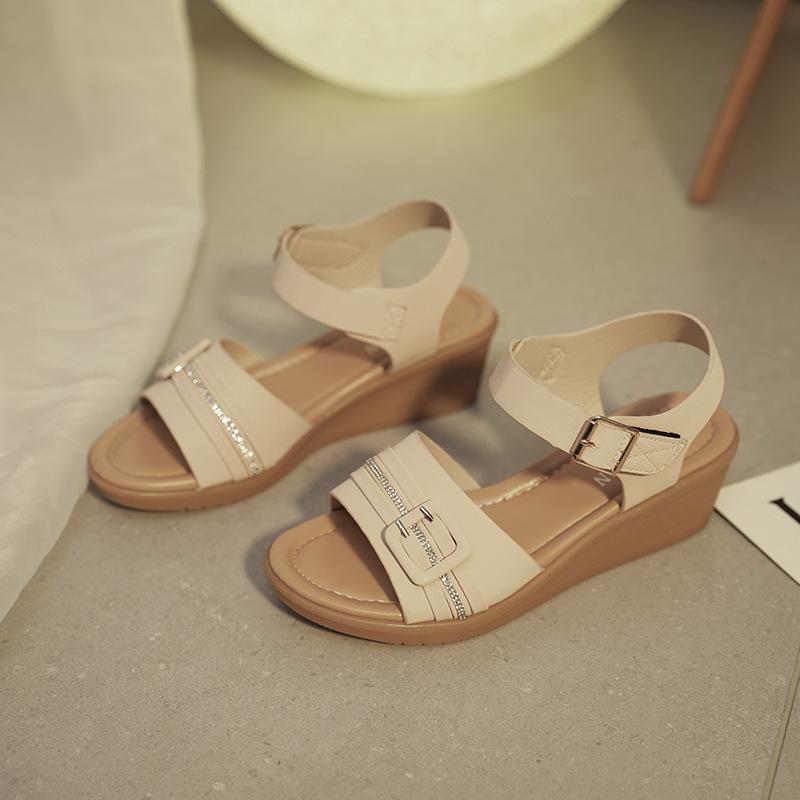 2025 new summer simple mid-heel wedge heel exquisite rhinestone one-word buckle comfortable casual sandals women's shoes