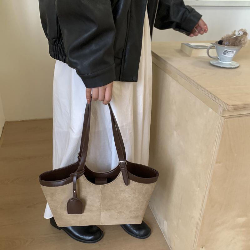 Retro and Fashionable Hand-held Vegetable Basket Bag, Versatile Matte Single-shoulder Crossbody Tote Bag