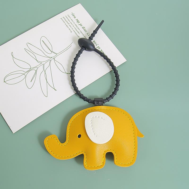 1Pcs Leather Animal Pendant Cartoon Elephant Keychain For Women Bag Charm Decoration Key Chain Holder Gift