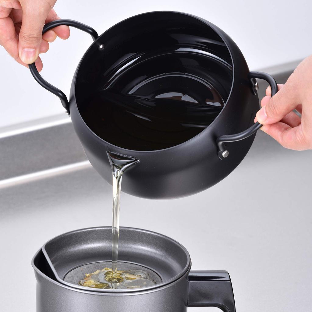Wahei Freiz Tempura Pot Mini Fryer 16cm with Lid and Rack, Saki Saki