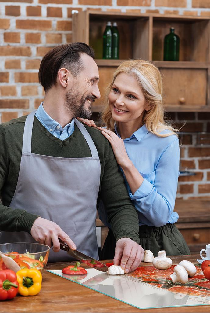 SZKLANA PŁYTA OCHRONNA NA KUCHENKĘ 70x52 POMIDOR