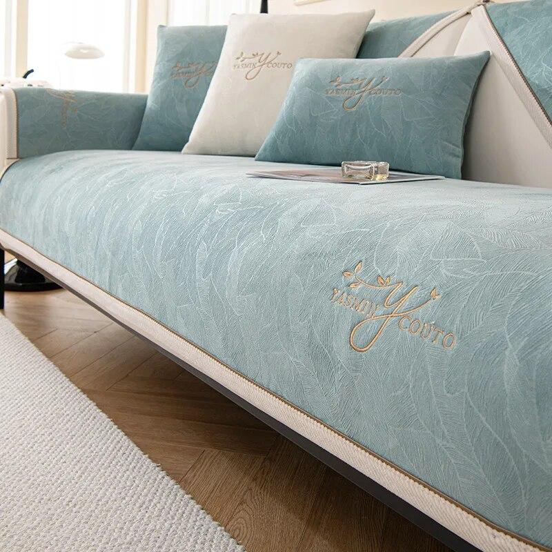 

Новый универсальный чехол для дивана из синели, четыре сезона, подушка для дивана, однотонный чехол для дивана с вышивкой, нескользящий подлокотник, полотенце, наволочка 70x70cm 1pcs