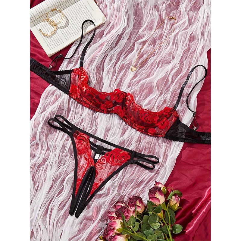Przezroczyste majtki, stringi, biustonosze z odkrytymi miseczkami, haftowane cienkie wstążeczki, łączone uwodzicielskie erotyczne komplety