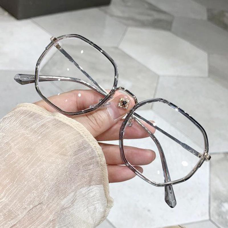 Polygon Brown Anti-Blue Light Myopia Glasses: Korean Style Face-Flattering Frames
