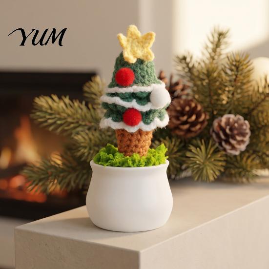 Soft Woolen Potted Plant Figures Hand Crochet Christmas Tree, Creative Knitted Plant, Mini Festive Interior Decorations for Home Cute Desktop