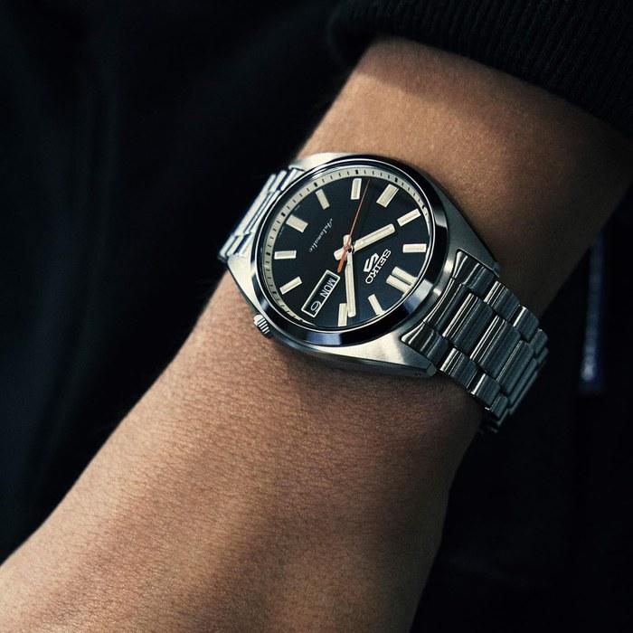 Seiko 5 Sports SBSA255 Men's Watch - Mechanical Automatic (with Manual Winding) - Black Dial