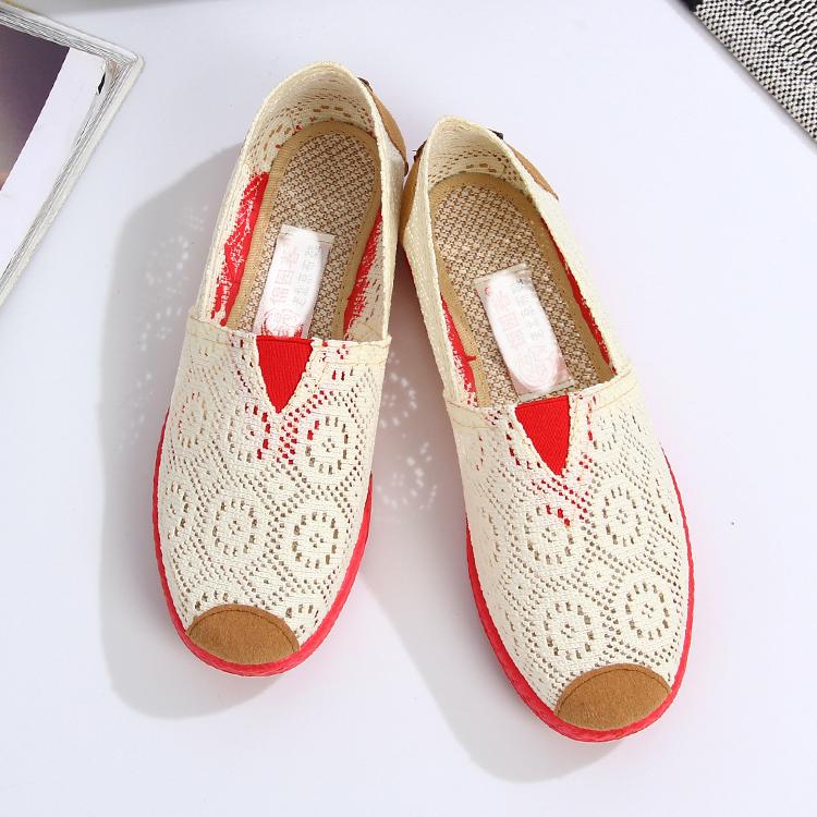 Flache Schuhe Neuer Sommer Atmungsaktives Hohles Mesh Weiche Sohle Lässige Slipper Schuhe für Damen Bequeme Leichte Slipper