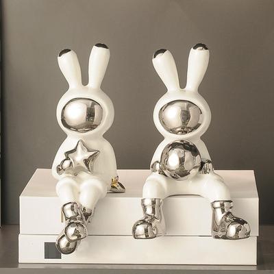 2 Pcs Rabbit Statues Animal Figures Ornament Nordic Astronaut Shape Sculptures for Bookshelf