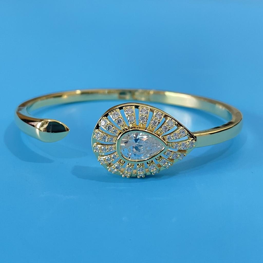Water Drop Zircon Open-ended Women's Bracelet, Fashionable, Simple and High-end Bracelet