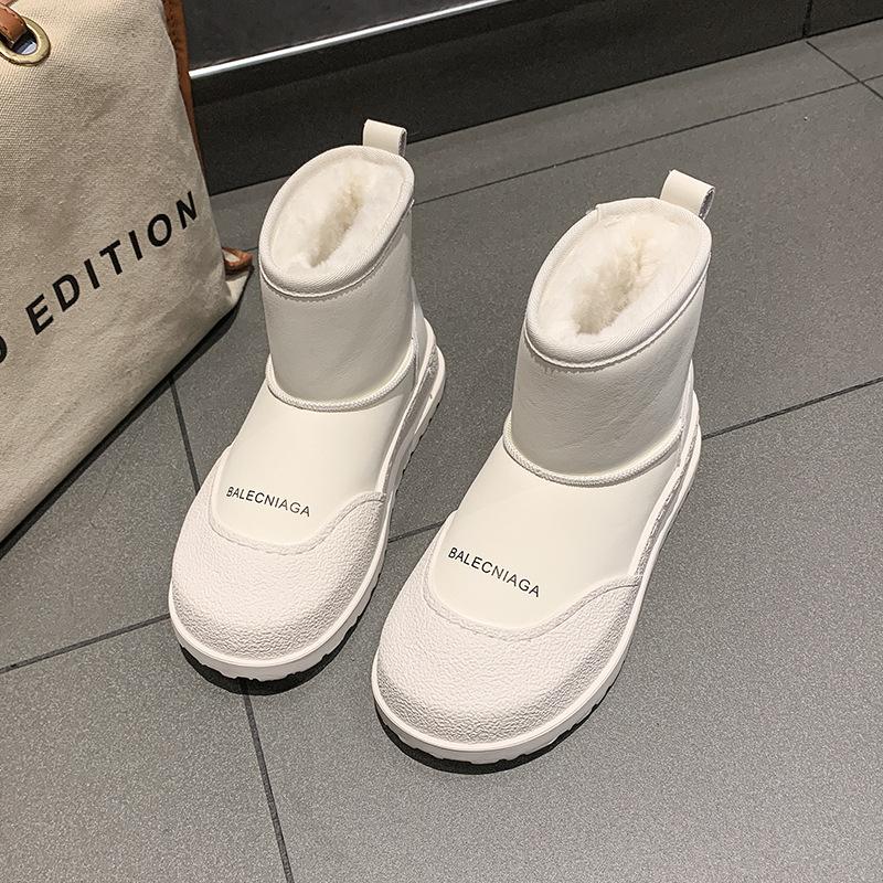 

Зимние флисовые теплые короткие зимние ботинки с плоским дном для женщин 40 белый