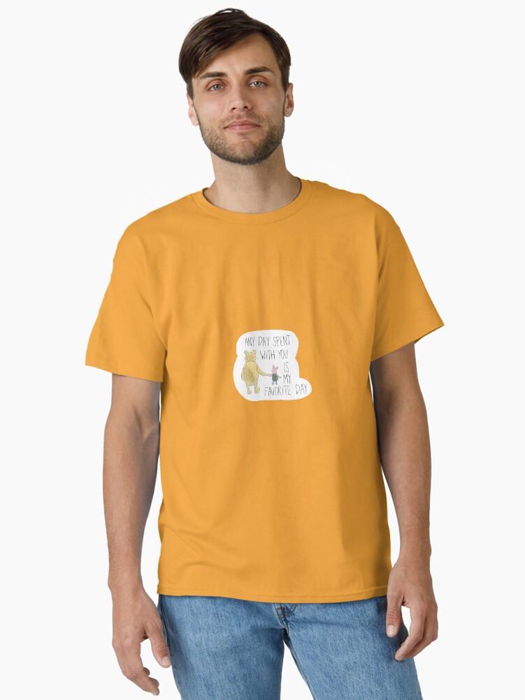 Winnie the Pooh A day with you -Pooh Classic T-Shirt