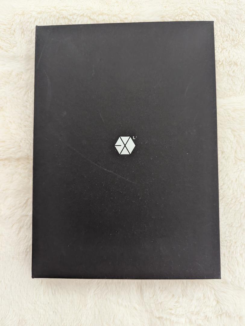 

[Б/У] Книга открыток с концерта EXO-Love в куполе 2015