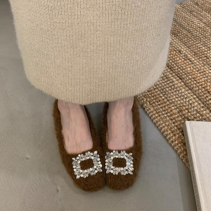 2025 Autumn and Winter New French Gentle Flat-bottomed Fluffy Women's Shoes Fairy Wind One Pedal Velvet Warm Ladyshoes Versatile