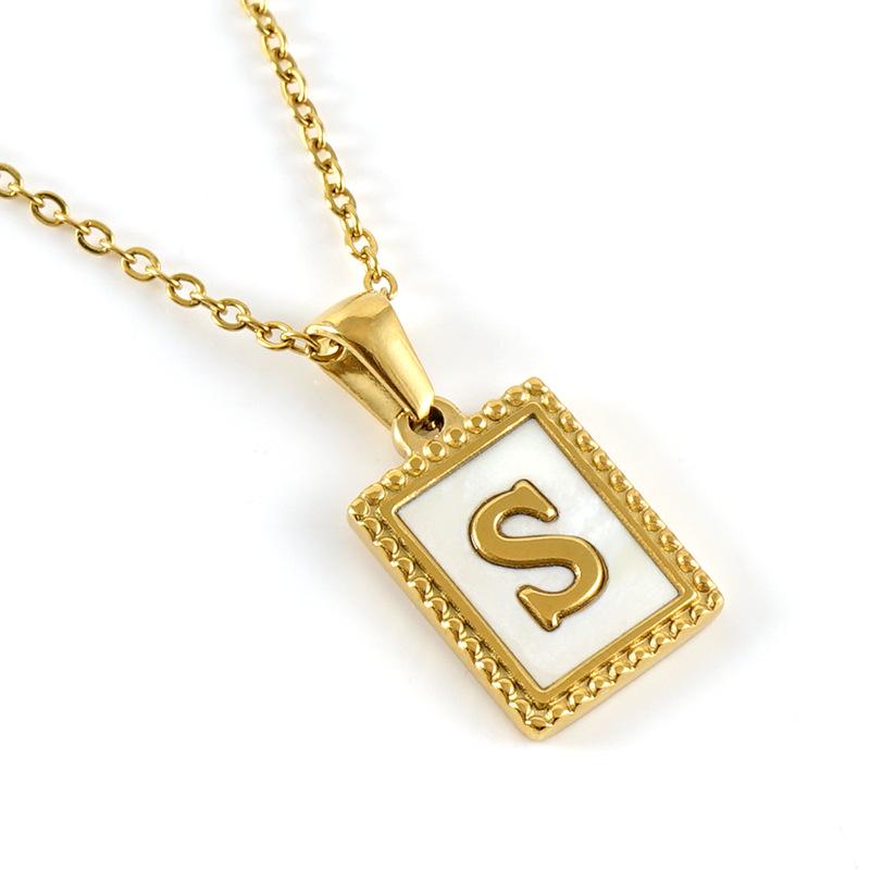 18K Gold Stainless Steel Letter Pendant Necklace – European and American Style Titanium Steel Clavicle Chain for Women