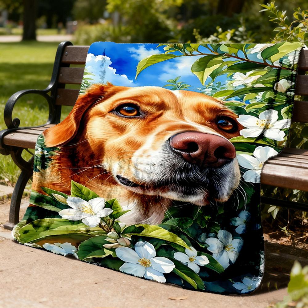 1pc Golden Retriever Outdoor Flannel Blanket , Machine Washable Perfect Gift for Birthday , Holiday Travel Accessory , Durable Material