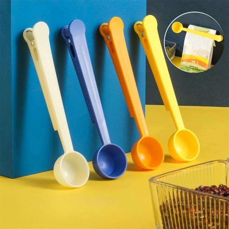 1PC 2-In-1 Coffee Spoon with Clamp Plastic Coffee Spoon Sealing Clip, Creative Multifunction Measuring Scoop For Kitchen