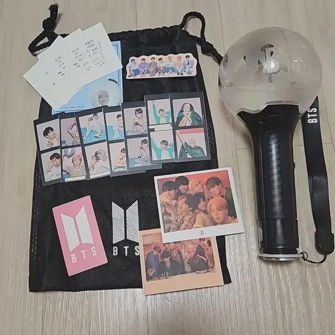 Bts Lightstick + Unofficial Goods Merchandise Set