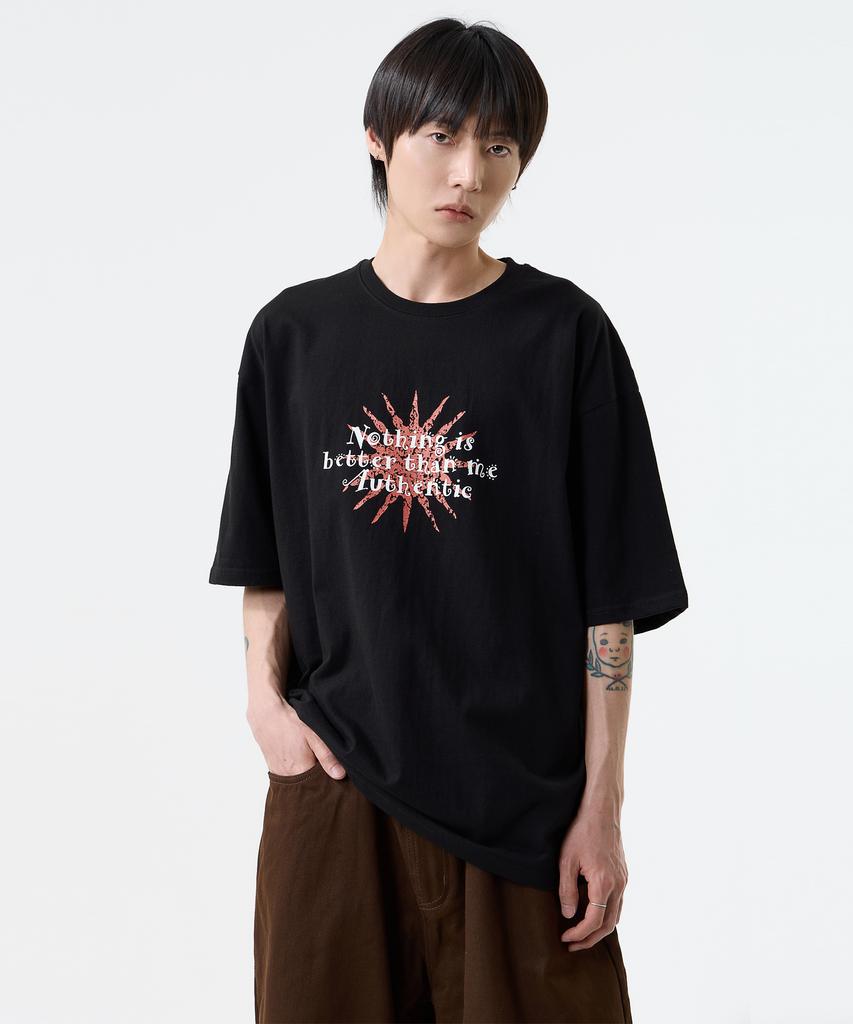 Nasttingijeubeleoldaenmi Sun Lettering Tee_Black