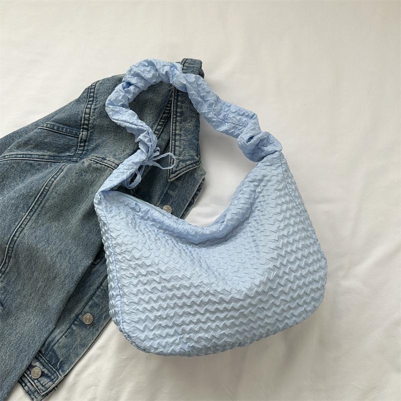 Gentle fashion soft girl large capacity pleated shoulder bag women's 2025 early autumn new Korean version underarm bag tote bag