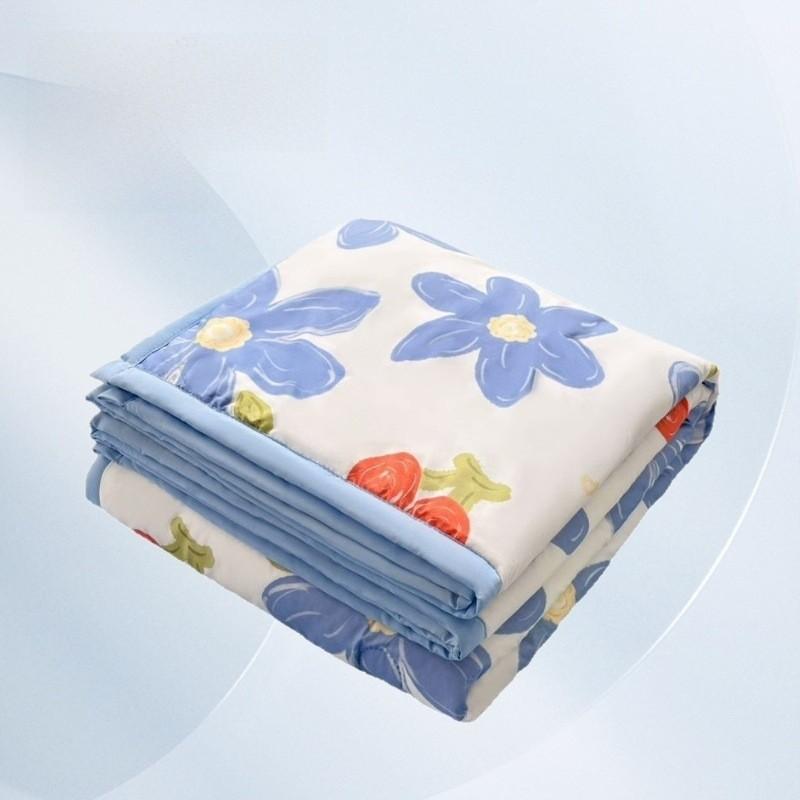 Rabbit Printed Flower Washed Cotton Summer Air Conditioner Quilt For Bedroom