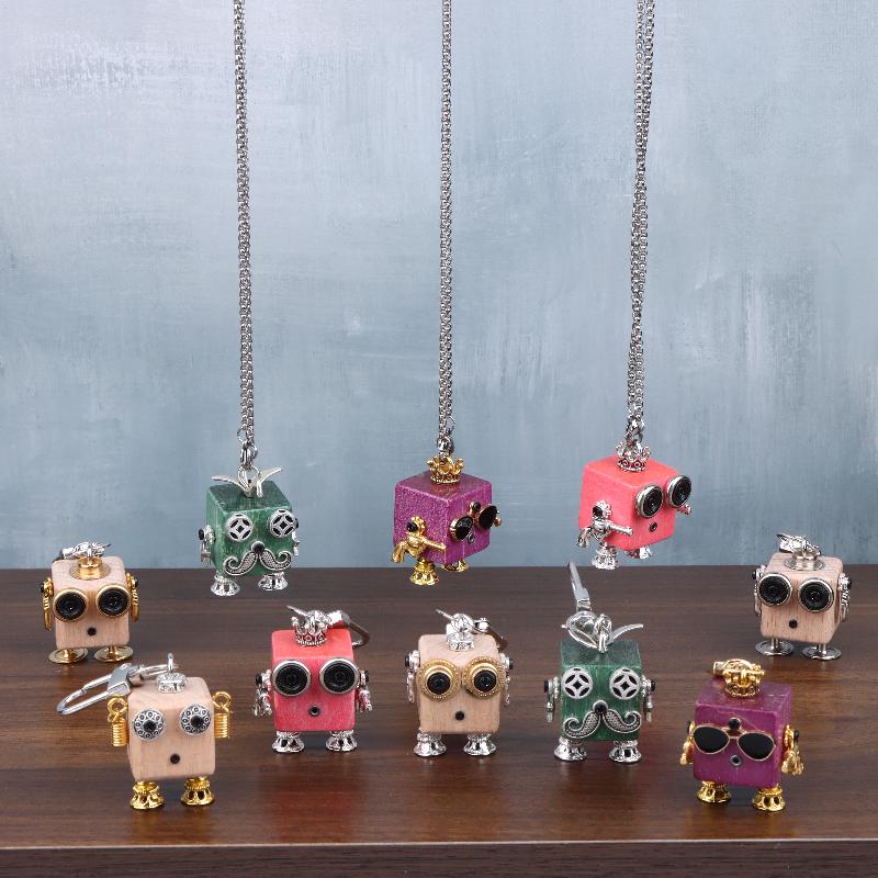 Lovely Hand-Made Punk Wooden Metal Steampunk Robot Charactors Keychain Pedant Necklace For Bag Charm Cool Jewelry Gift