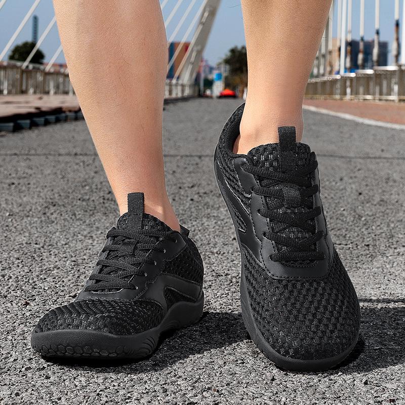 Men Barefoot Casual Flats Black Wide Head Driving Shoes White Sneakers Yoga Fitness Shoes Large Size