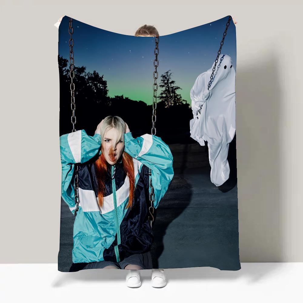 Singer Alison Wonderland GHOST WORLD Blanket Soft and Skin Friendly For Couch Bed Napping Bedspread All Seasons Comforter