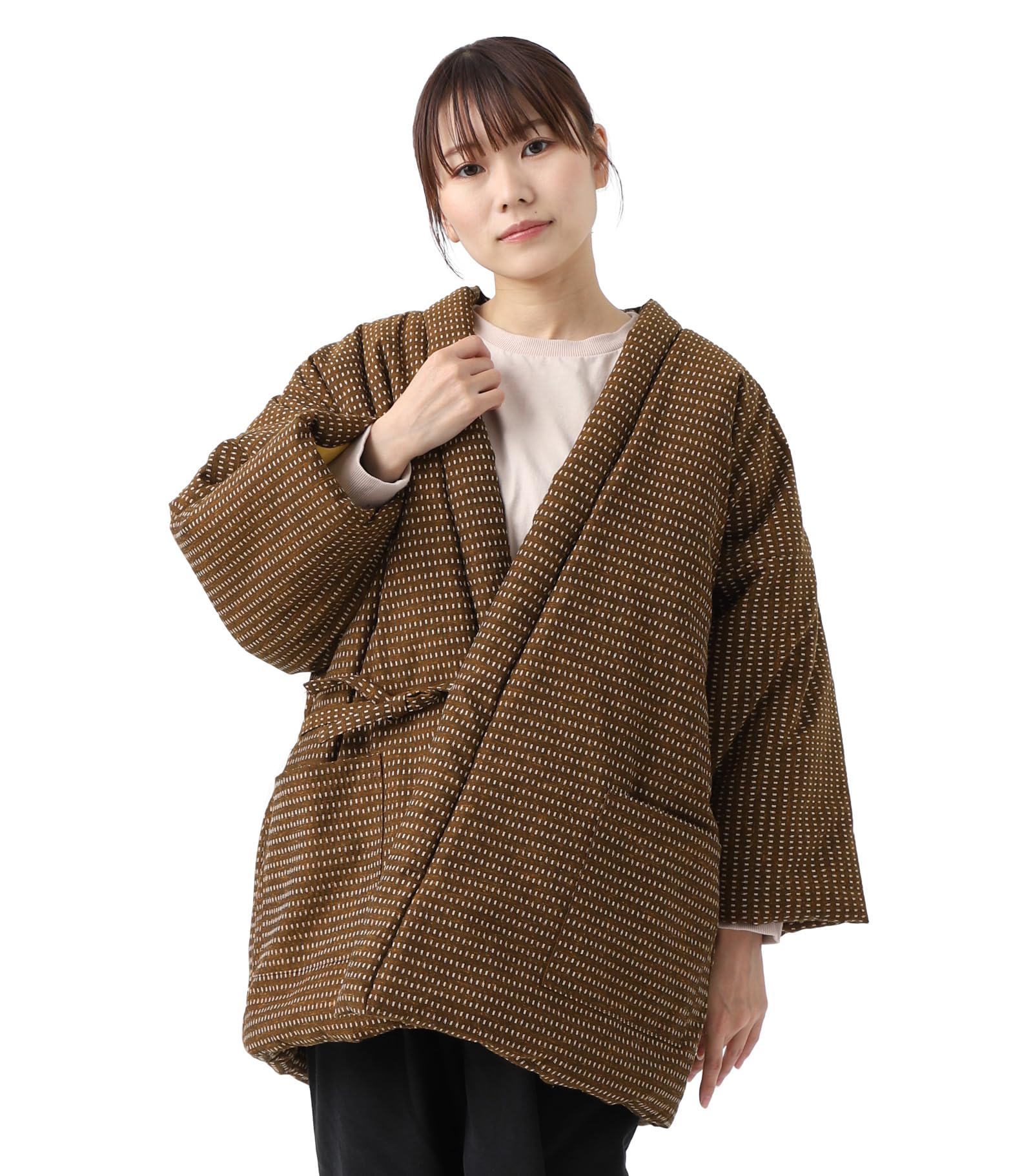 

Четырехструнная Hanten Kurume Ori Теплая зимняя домашняя одежда BOTAN Button Dobby Yamabuki Brown [TAYU-TAFU] Женская Женская