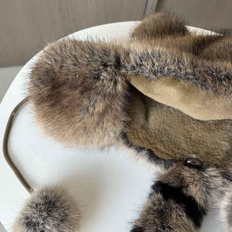 Pälsmössa Dam Imitation Rävpäls Vinter Varm Förtjockad Mongolisk Mössa Mode Söt Lei Feng-mössa