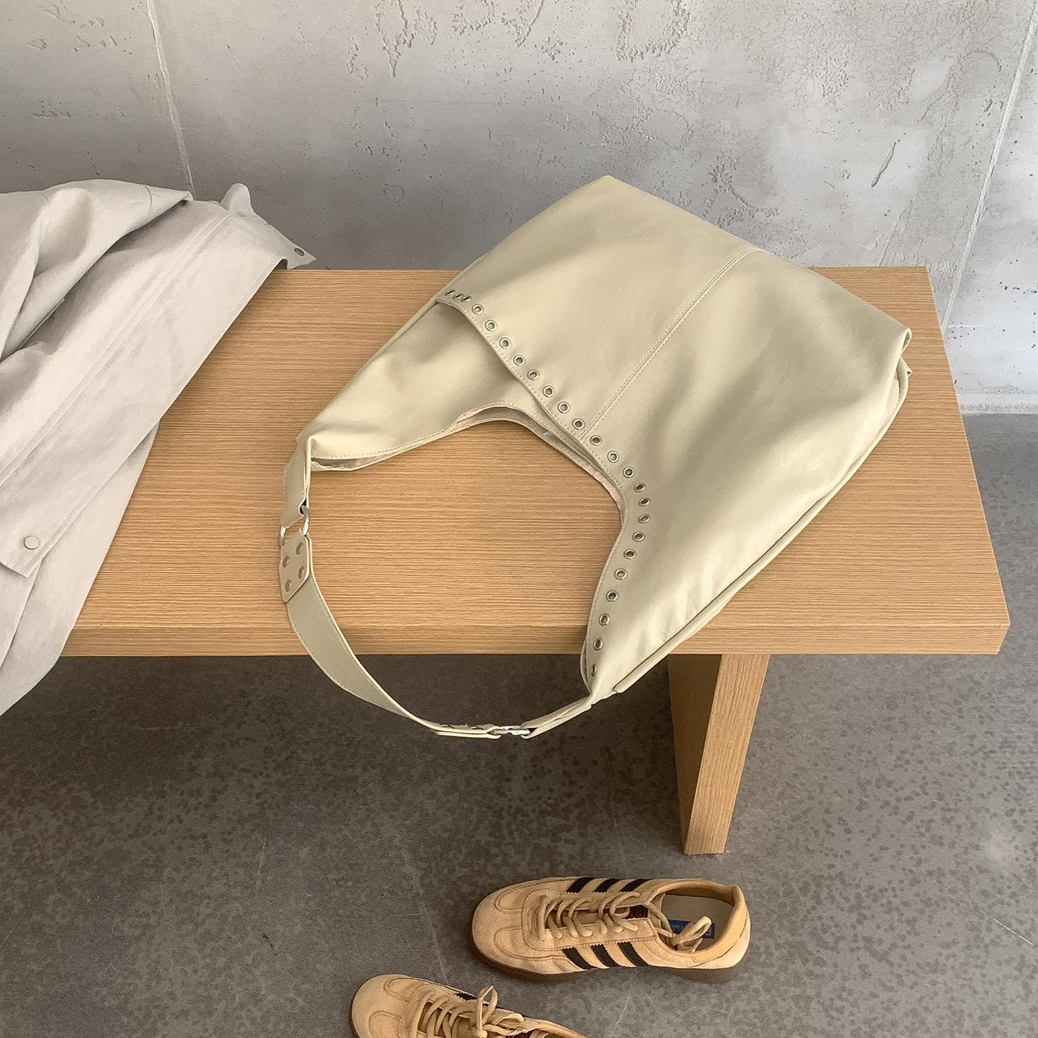 

Soft Leather Shopper Purse Soft Hobo Underarm Handbags Rivet Tote Bag Fashion Women S Large Tote For School Work Women S білий