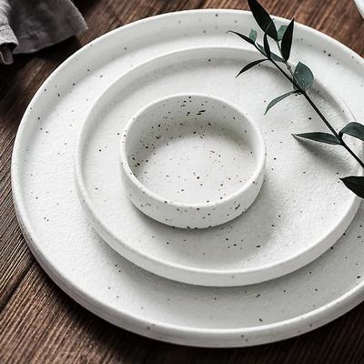 Tischgeschirr-Set im japanischen Stil Schüsseln und Teller Rund Weiße Tintenpunkte Speiseteller Zuhause Kreativ Westliche Gerichte Speiseteller