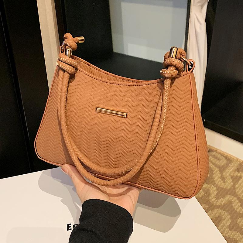 Niche Underarms Women's New Fashion Handbags Women Ins Retro One-shoulder Crossbody Bag Women
