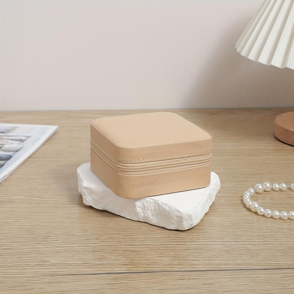 1pc Mini Portable Jewelry Box, Jewelry Box, Travel Jewelry Storage Box for Earrings, Rings, Necklaces, Bracelets with Zipper