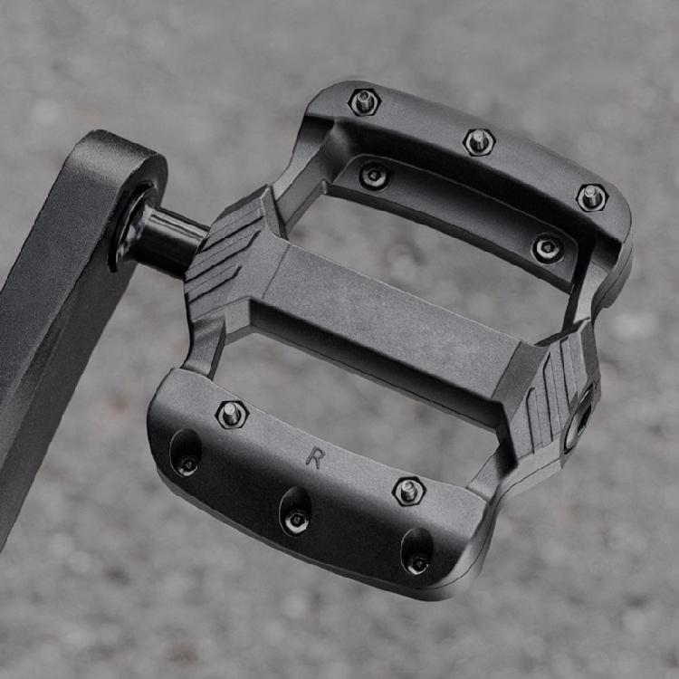Light Weight Nylon Mountain Bicycles Pedals 3 Bearings Wide Flat Cycling Pedals Nonslip Road Bicycles Pedals Enduring