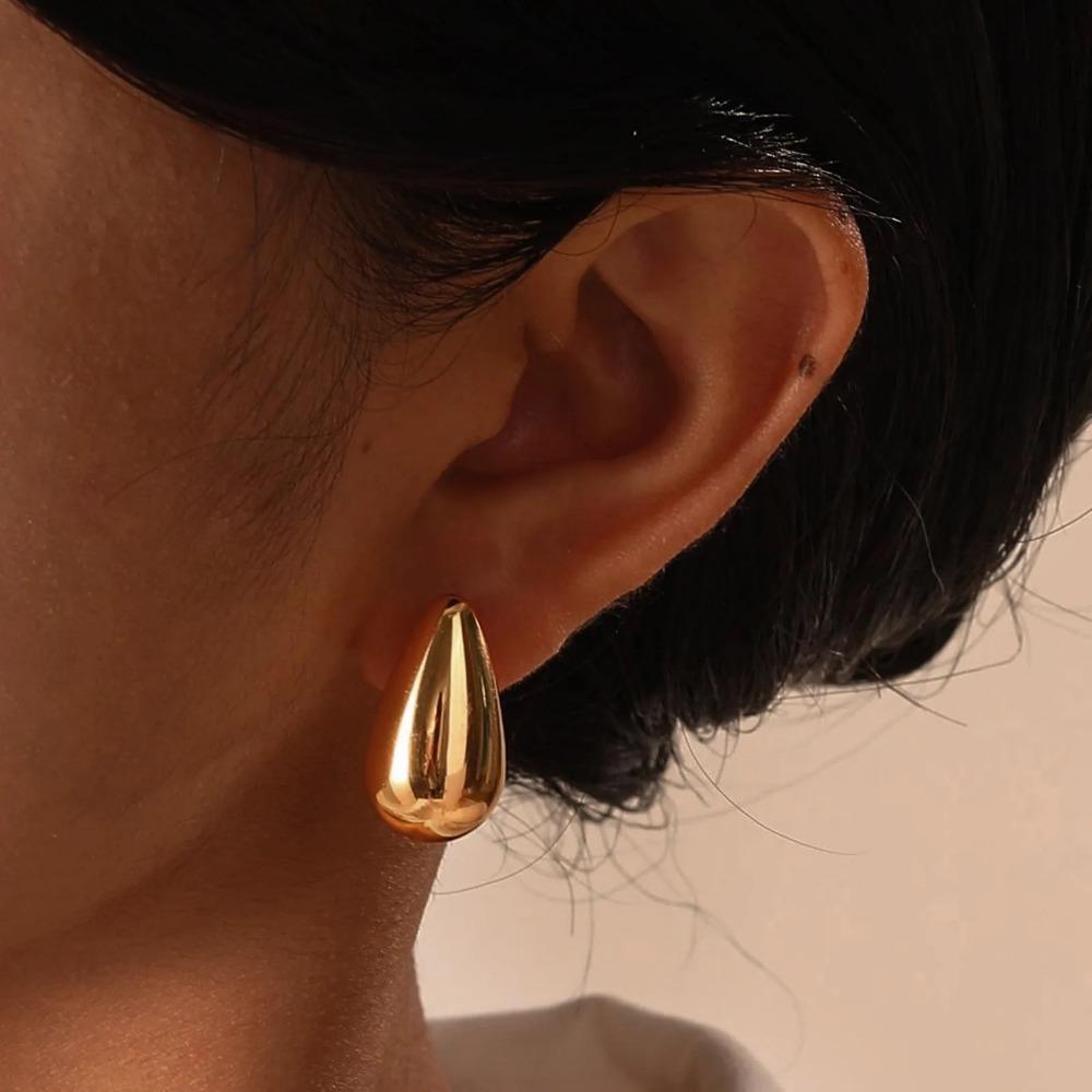 1 Pair Long Waterdrop Earrings for Women, Simple Metal Earrings, Gold Plated Stainless Steel Hypoallergenic Ear Jewelry